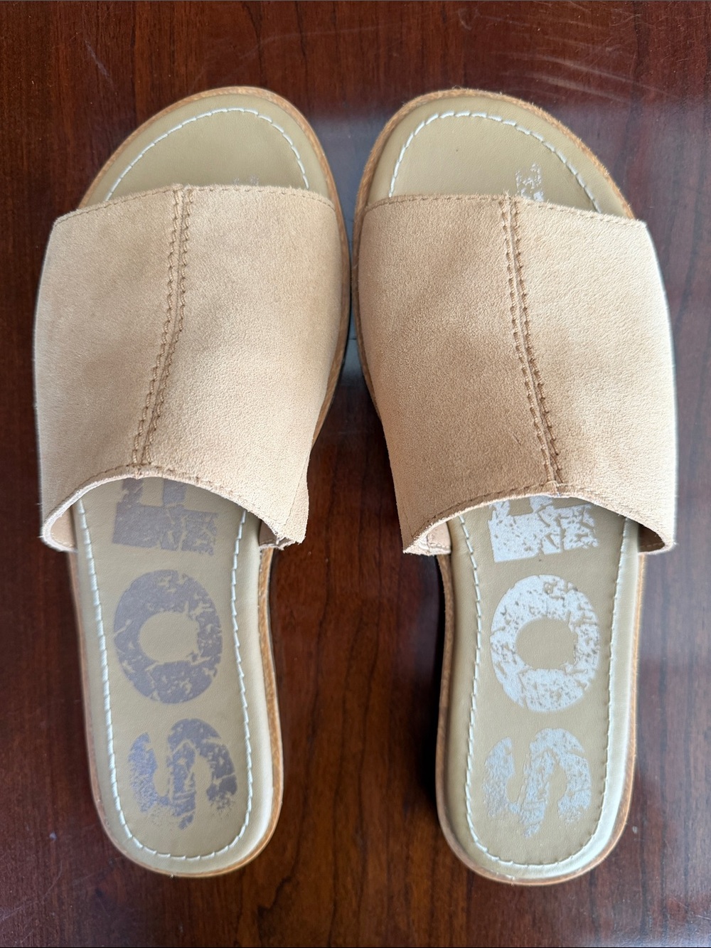 Sorel Women's Tan Suede Slide Sandals